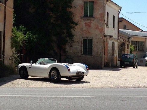 De Porsche Spyder in de Italiaanse zon